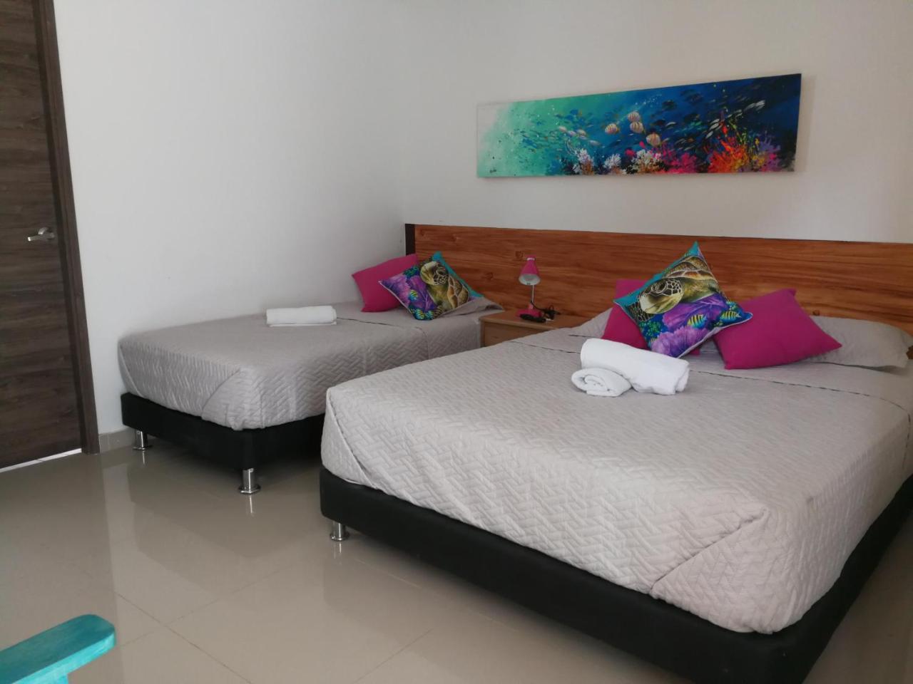 Готель Fantastic House Cartagena Екстер'єр фото