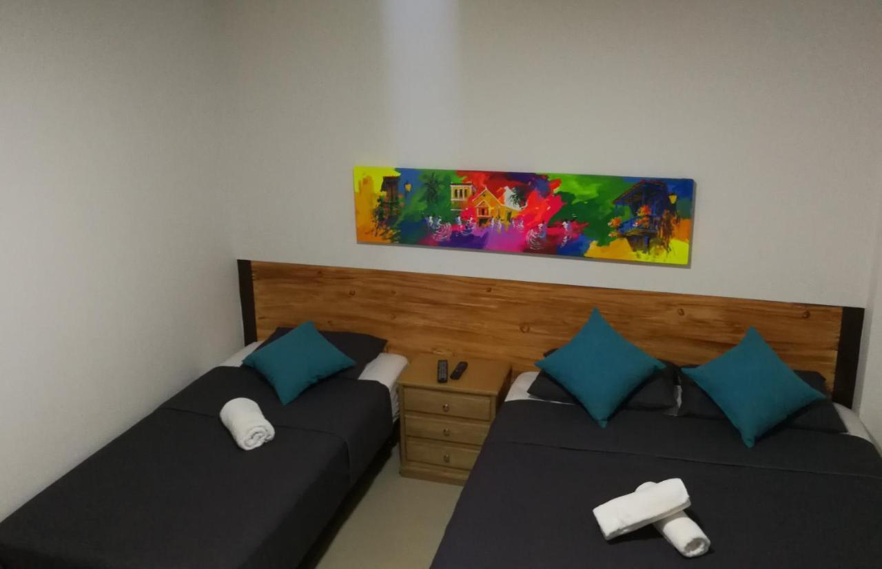 Готель Fantastic House Cartagena Екстер'єр фото
